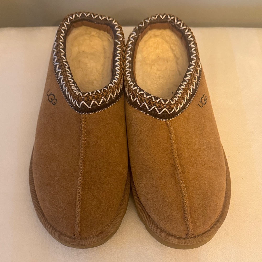 UGG Chestnut Brown Kids Suede Shearling Slippers